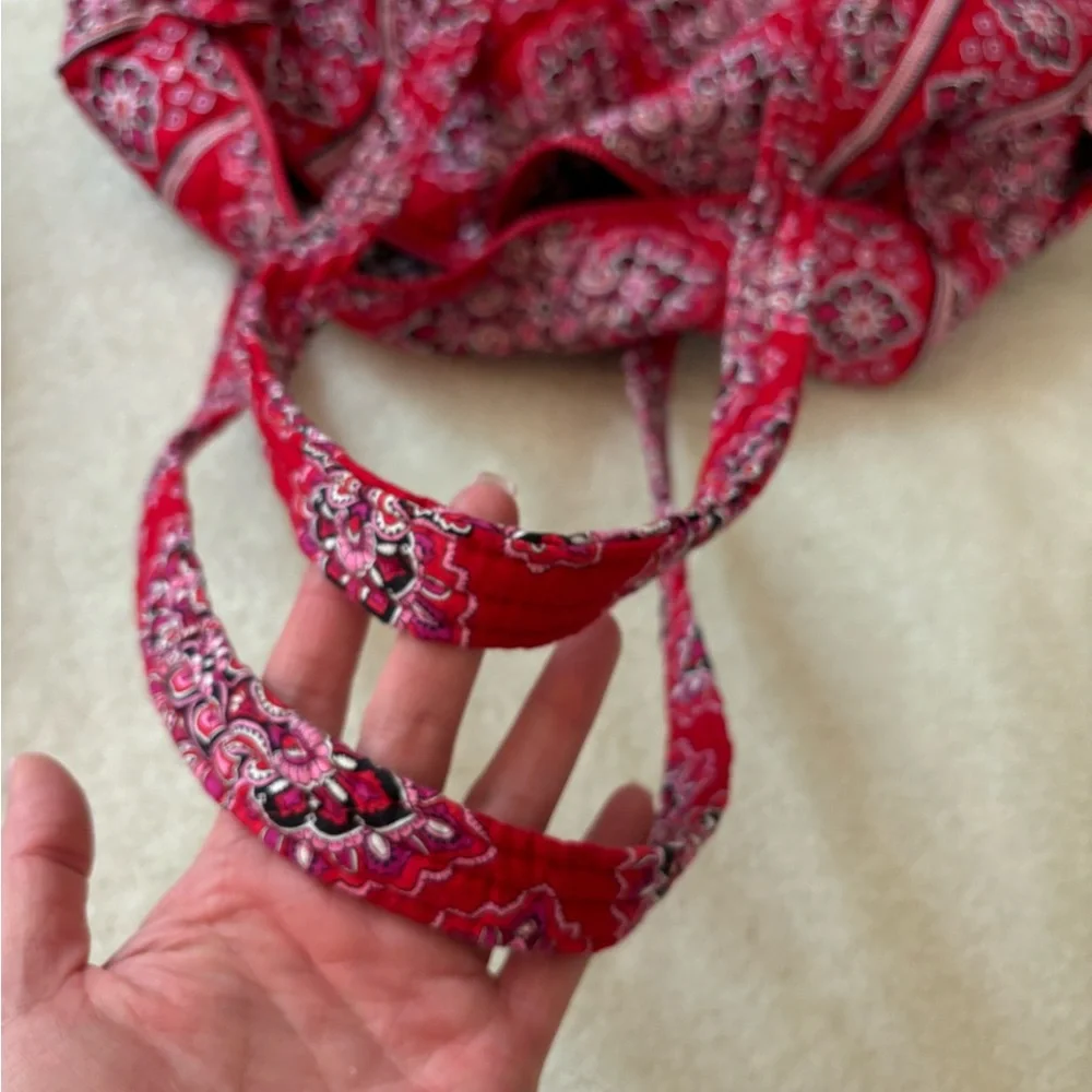 Vera Bradley 3-pc travel set - Picture 9 of 9